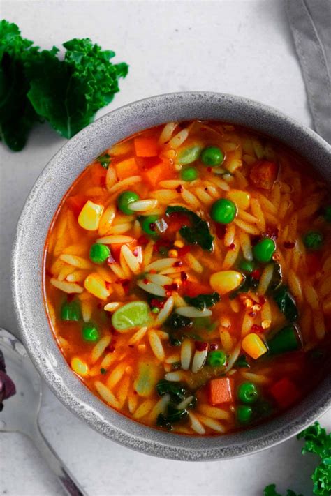 One-Pot Vegetable Orzo Pasta Soup