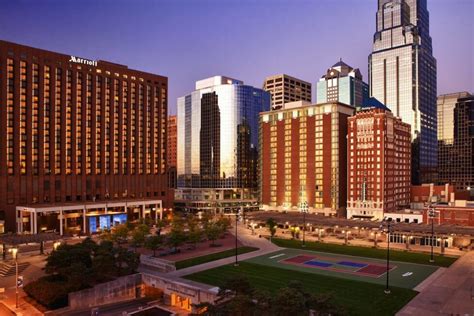 Kansas City Marriott Downtown Reviews & Prices | U.S. News