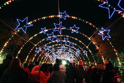 Austin Crowds Welcome Trail of Lights' Return (PHOTOS) | KUT