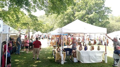 Lake Lure Spring Arts & Crafts Festival | Emberglow Outdoor Resort