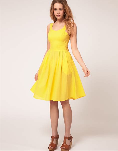 YELLOW DRESS - Tamunsa Delen