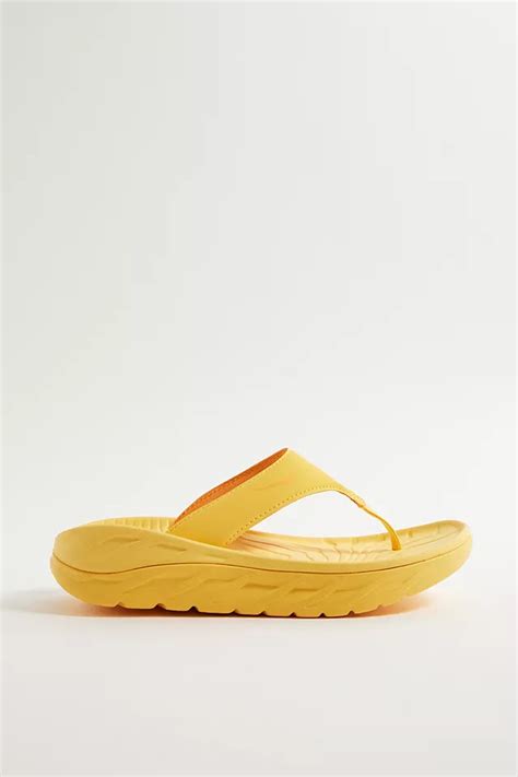 Hoka Ora Recovery Flip Flops | Urban Outfitters UK