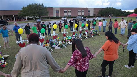 Student Survivors Describe the Santa Fe High School Shooting | Teen Vogue