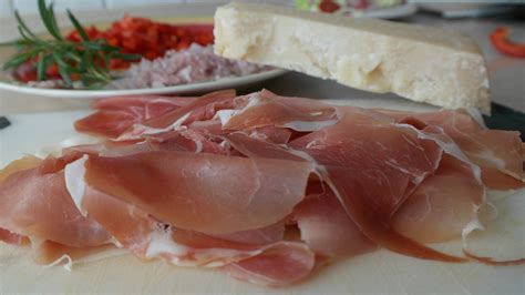 Italy Parma Ham Sliced 200g pkt - Chilled - The French Grocer Singapore