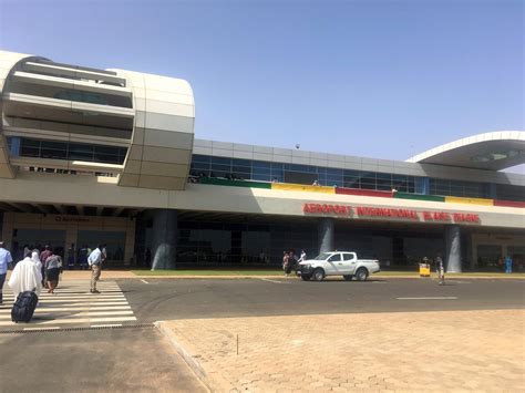 Senegal Opens Airport in Bid to Jump-Start Economy - The New York Times