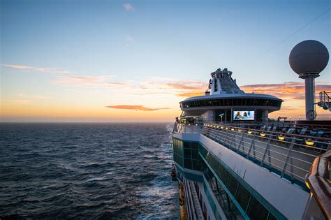 Explorer of the Seas images | IgluCruise