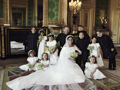 Palace releases first official wedding photos of Prince Harry and ...