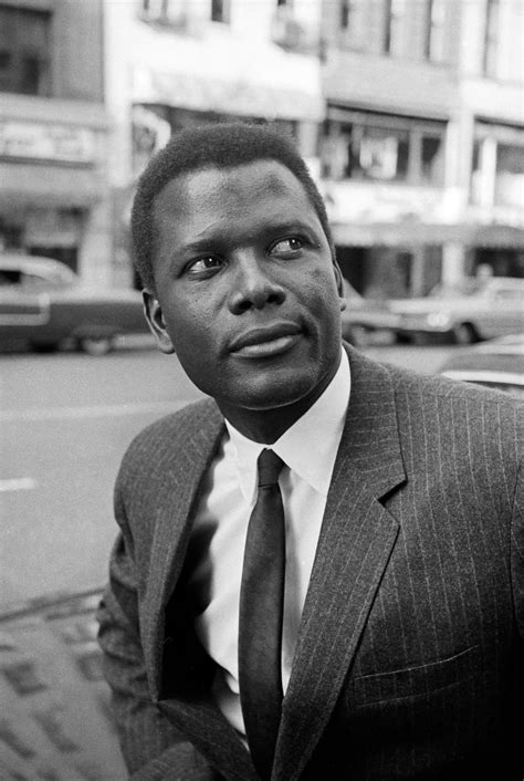 Sidney Poitier, Who Paved the Way for Black Actors in Film, Dies at 94 ...