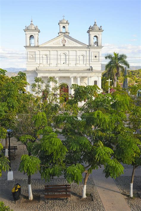 Suchitoto travel - Lonely Planet