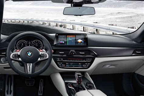 BMW M5 Interior & Exterior Images, Colors & Video Gallery - Carmudi ...