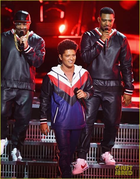 Photo: bruno mars grammys 2017 performance 15 | Photo 3858626 | Just Jared: Entertainment News