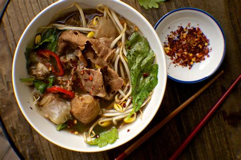 Thai Boat Noodle Soup Recipe – ThinkEatDrink