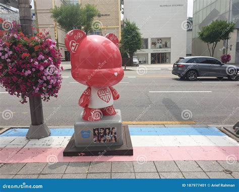 SOUTH KOREA, SEOUL - JUNE 30, 2019 : K-pop Statue Gangnam Dols on the K ...