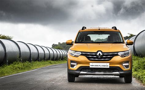 Renault Triber [2019-2023] Images | Triber [2019-2023] Exterior, Road ...