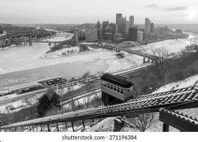 201 Pittsburgh skyline sunrise Images, Stock Photos & Vectors | Shutterstock