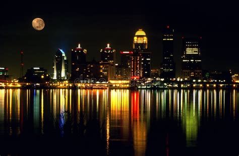 Louisville KY Night Skyline. Stock Photo - Image of louisville, moon ...