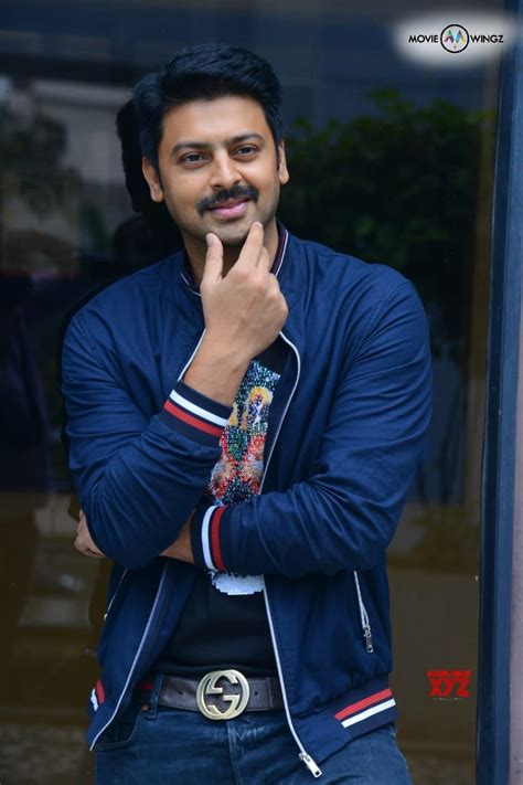 ACTOR SRIKANTH LATEST STILLS - Moviewingz.com