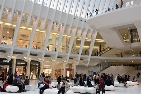 Inside the Oculus of the Westfield World Trade Center Transportation Hub in New York Editorial ...