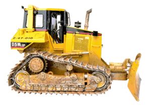 Dozer Undercarriage Parts – DMC Wear Parts