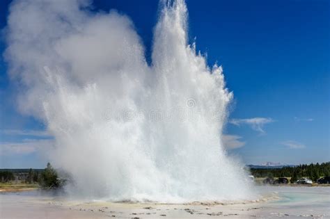 Great Fountain Geyser Erupting Stock Image - Image of national, geyser ...