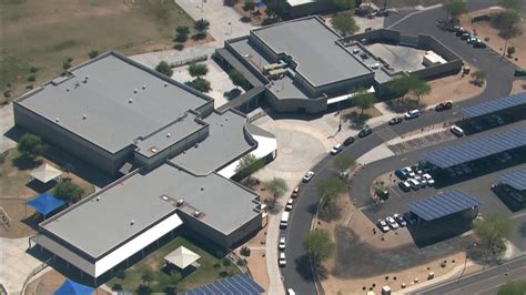 Happening now: sunset hills elementary school in surprise on lockdown ...