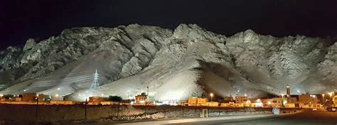 Foto Dakwah: Gunung Uhud di Madinah berubah jadi putih