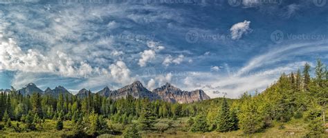 Canada Rocky Mountains Panorama landscape view 12208906 Stock Photo at Vecteezy