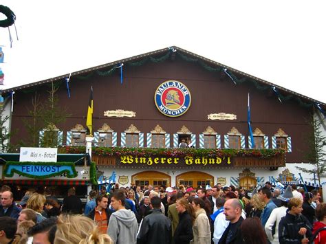 Guide to Oktoberfest Beer Tents