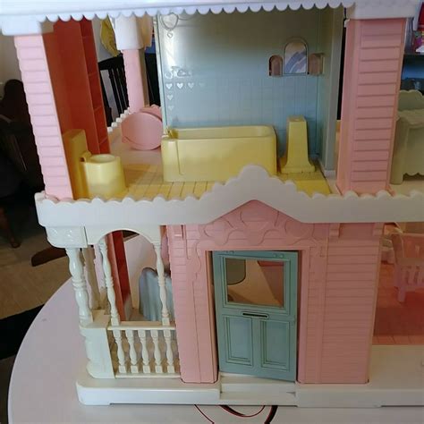 Vintage 1991 Playskool Victorian Dollhouse Pink - Playskool