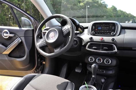 2016 Fiat 500X Interior 11