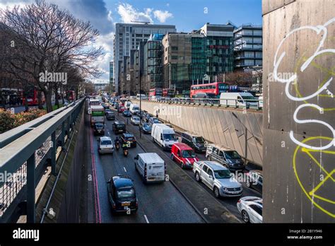 Euston rd traffic hi-res stock photography and images - Alamy