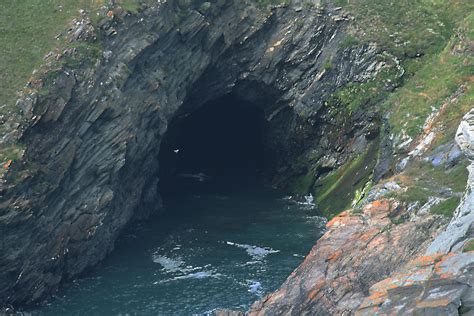 Merlins Cave Tintagel Cornwall photo jefenster