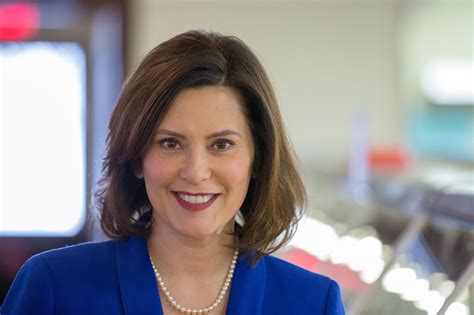 Whitmer economic plan: $15-an-hour minimum wage, repealing Right-to-Work | Crain's Detroit Business