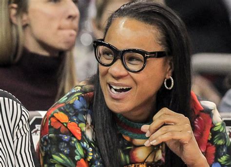 Dawn Staley makes basketball history as only person to win Naismith Award as player and coach ...