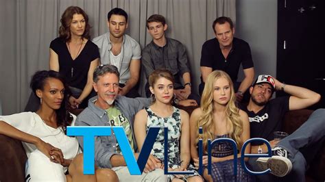 "Heroes Reborn" Cast Interview at Comic-Con 2015 - YouTube