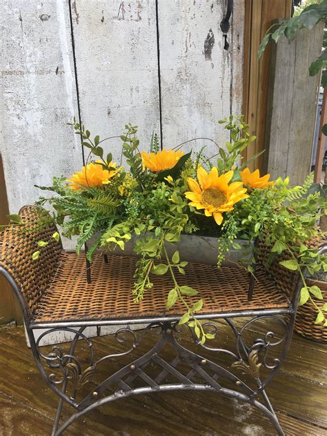 Sunflower centerpiece, Farmhouse sunflower table decor, Sunflower table decor, Summer ...