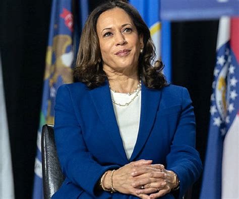 Kamala Harris Biography - Facts, Childhood, Family Life & Achievements