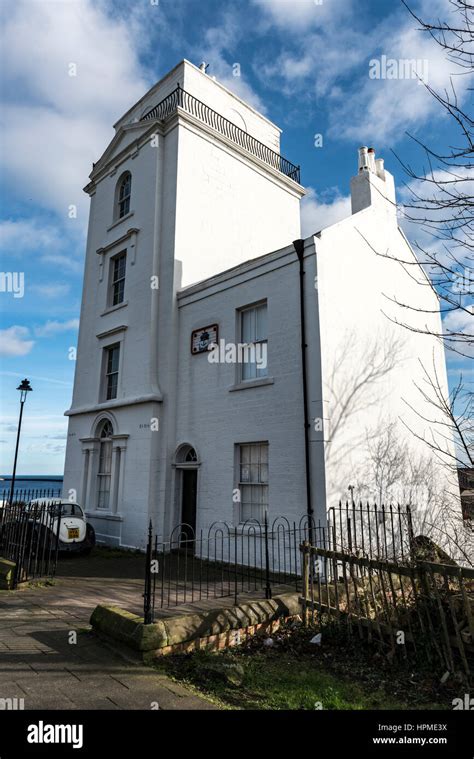 High Light Lighthouse, North Shields Stock Photo - Alamy