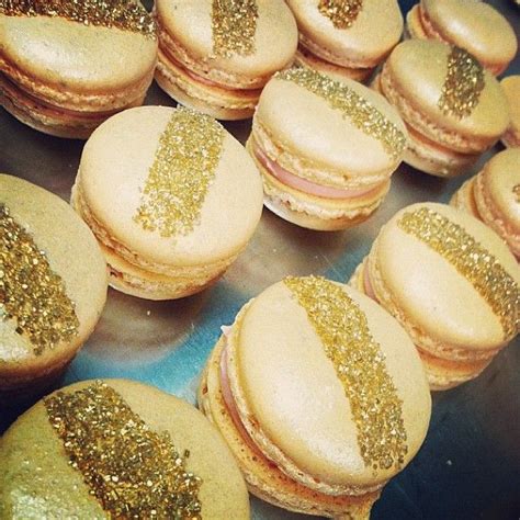 Gold striped macarons | food | Pinterest