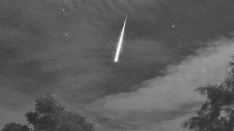 'Brilliant fireball' that lit up the night sky over parts of Britain was space debris, experts ...