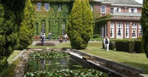 Burton Manor - Burton, Cheshire - Parks & Gardens