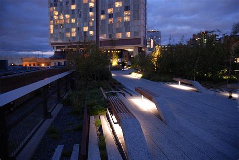 The Highline - Night - New York | Flickr - Photo Sharing!