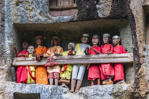 Dark Tourism: Mendatangi dan Merenungi yang Kelam