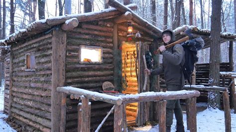 Surviving Winter in a Log Cabin | Off Grid Building with Hand Tools ...