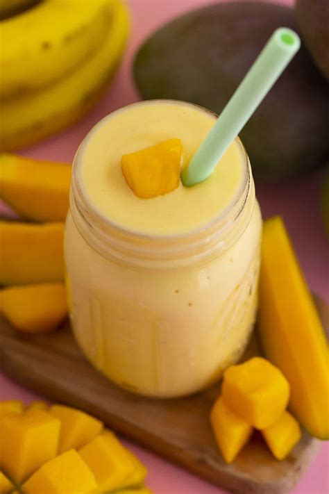 Mango Banana Smoothie Recipe - Mind Over Munch