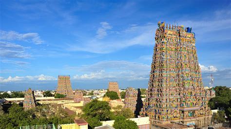 Hotels near Meenakshi Amman Temple (Madurai) from ₹ 693/night - KAYAK