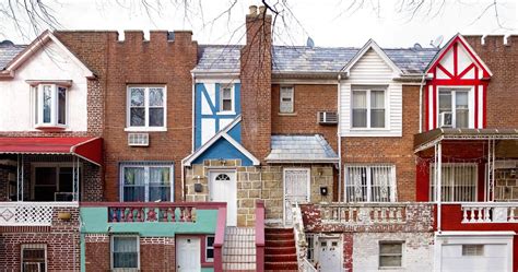 All the Queens Houses: Architecture in the Diverse Borough