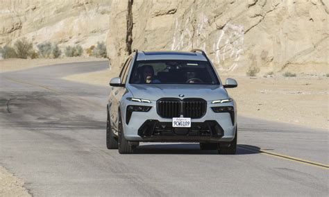 2023 BMW X7: First Drive Review - autoNXT.net