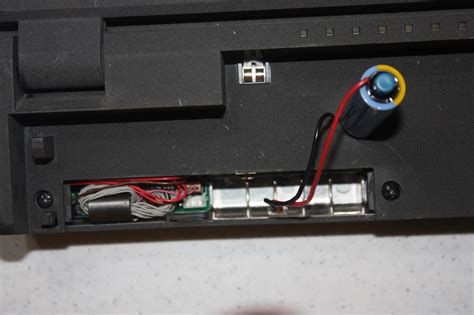 Battery replacement in Commodore laptops - CTCUG Wiki