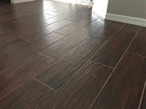 30+ Wood Look Tile Patterns – DECOOMO